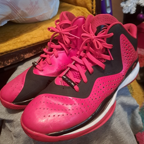 Red Adidas - Picture 2 of 6